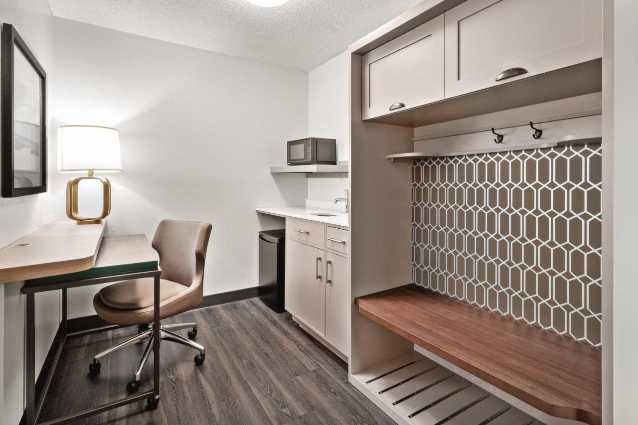 Holiday Inn & Suites Bothell An Ihg Hotel Екстериор снимка