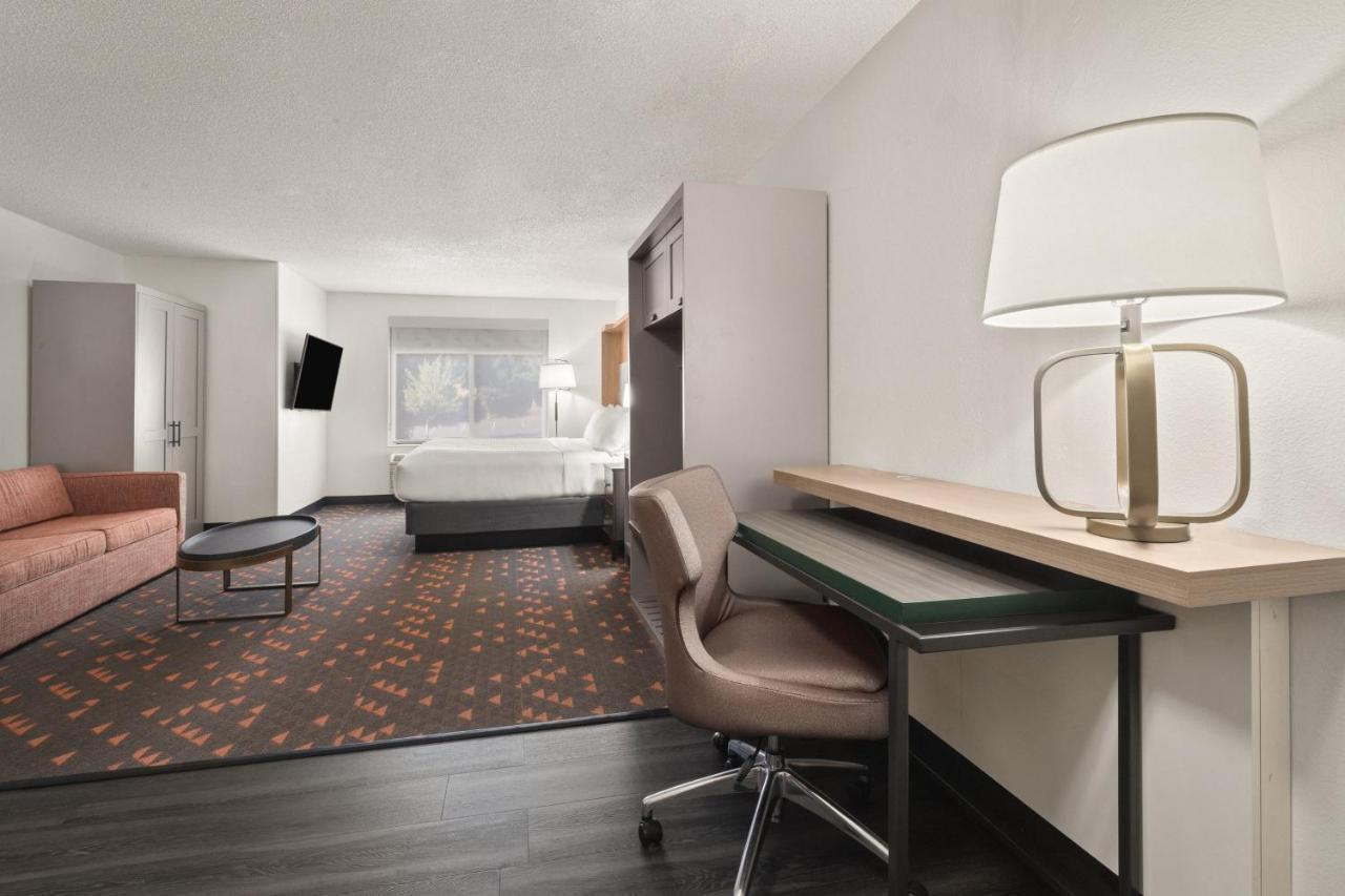 Holiday Inn & Suites Bothell An Ihg Hotel Екстериор снимка