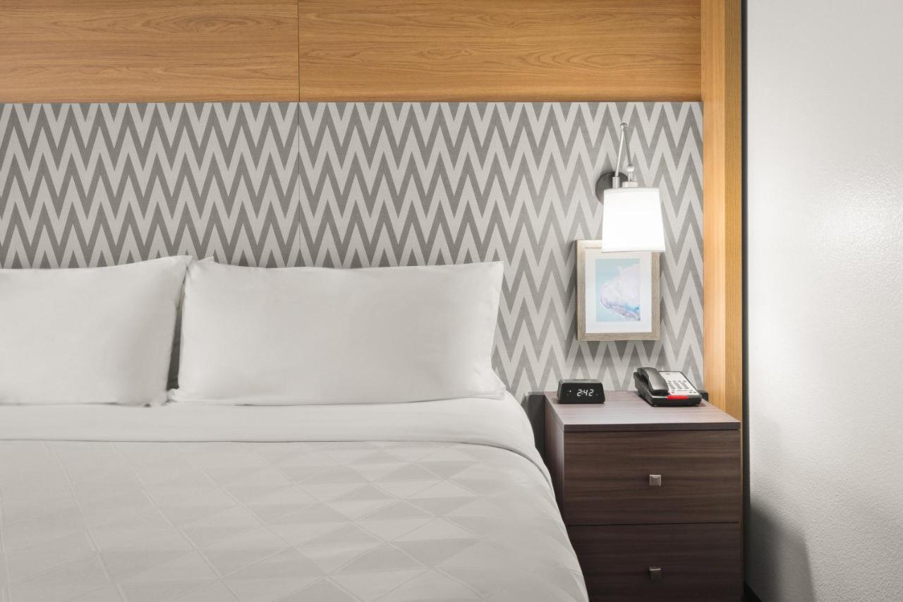 Holiday Inn & Suites Bothell An Ihg Hotel Екстериор снимка